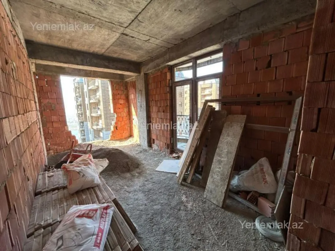 Satılır 3 otaqlı yeni tikili 90 m²