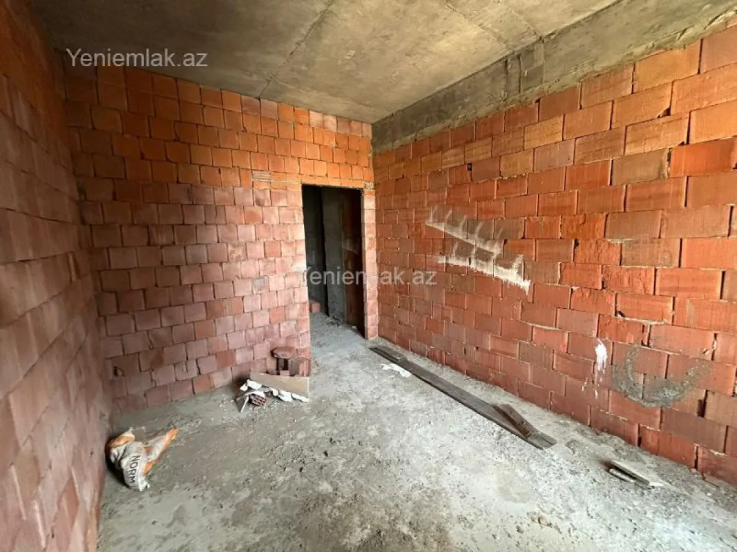 Satılır 3 otaqlı yeni tikili 90 m²