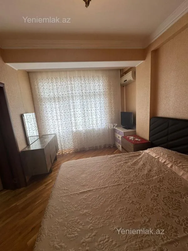 Satılır 3 otaqlı yeni tikili 102 m²