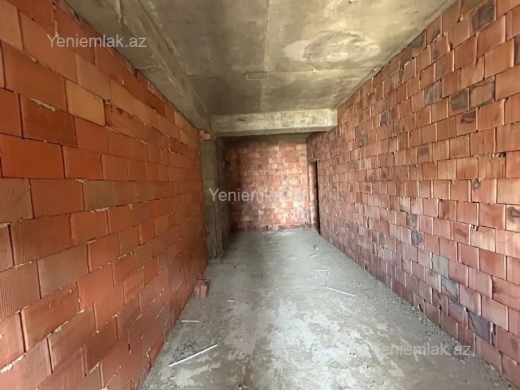 Satılır 2 otaqlı yeni tikili 72 m²