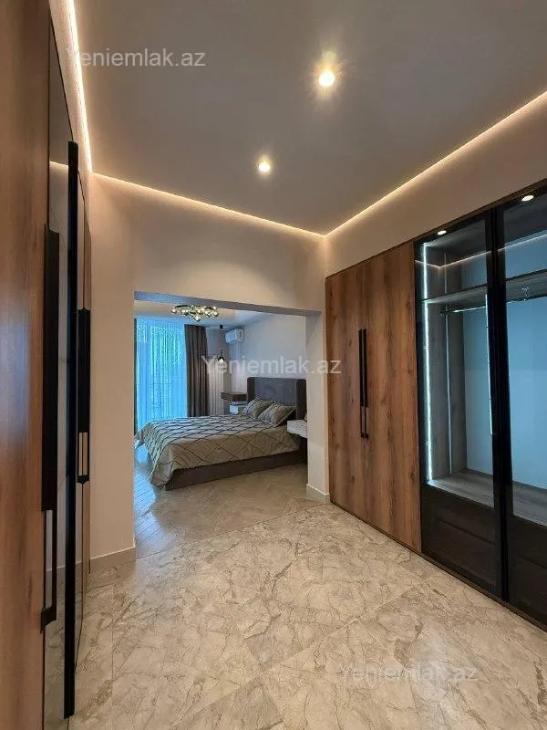 Satılır 3 otaqlı yeni tikili 106 m²
