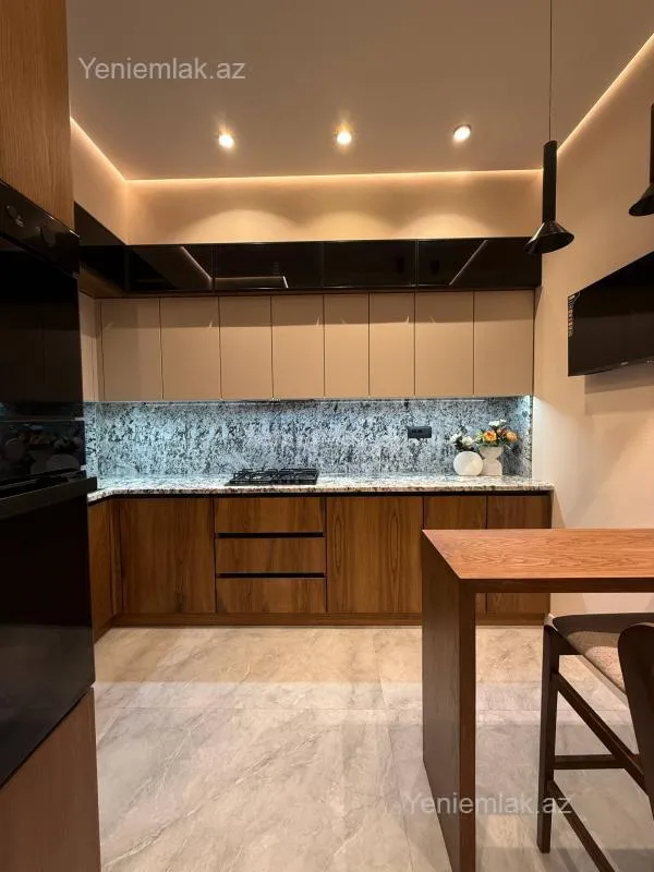 Satılır 3 otaqlı yeni tikili 106 m²