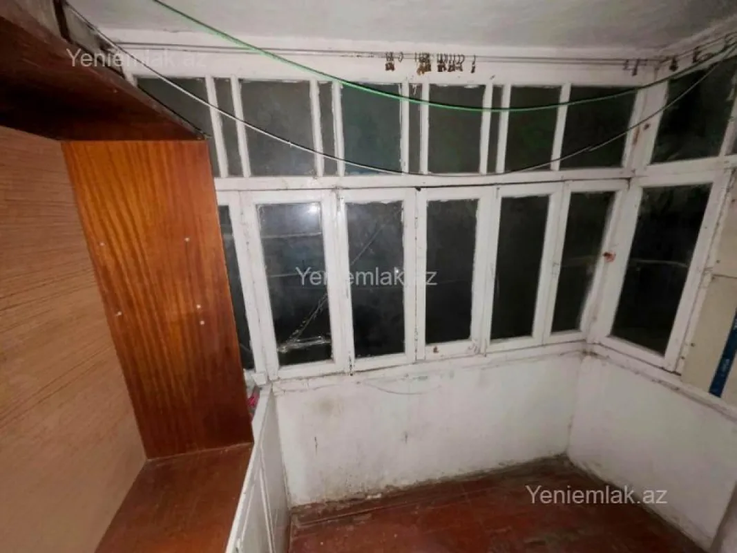 Satılır 1 otaqlı köhnə tikili 35 m²