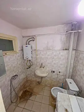 Satılır 1 otaqlı köhnə tikili 35 m²