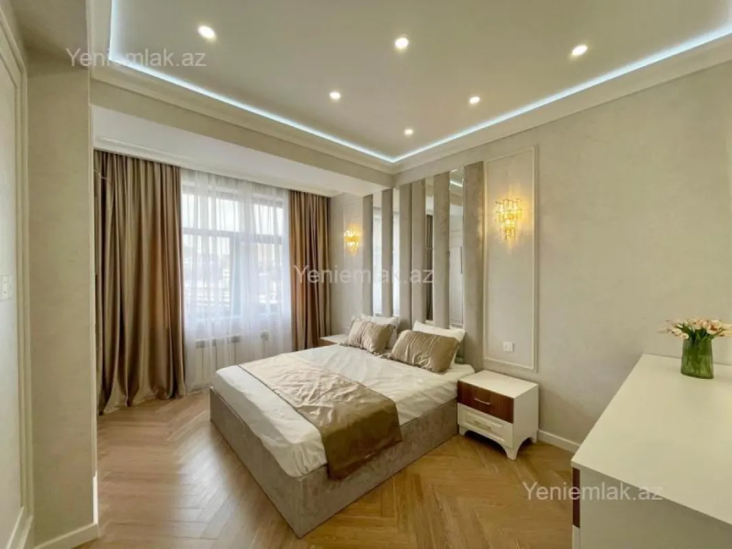 Satılır 3 otaqlı yeni tikili 84 m²