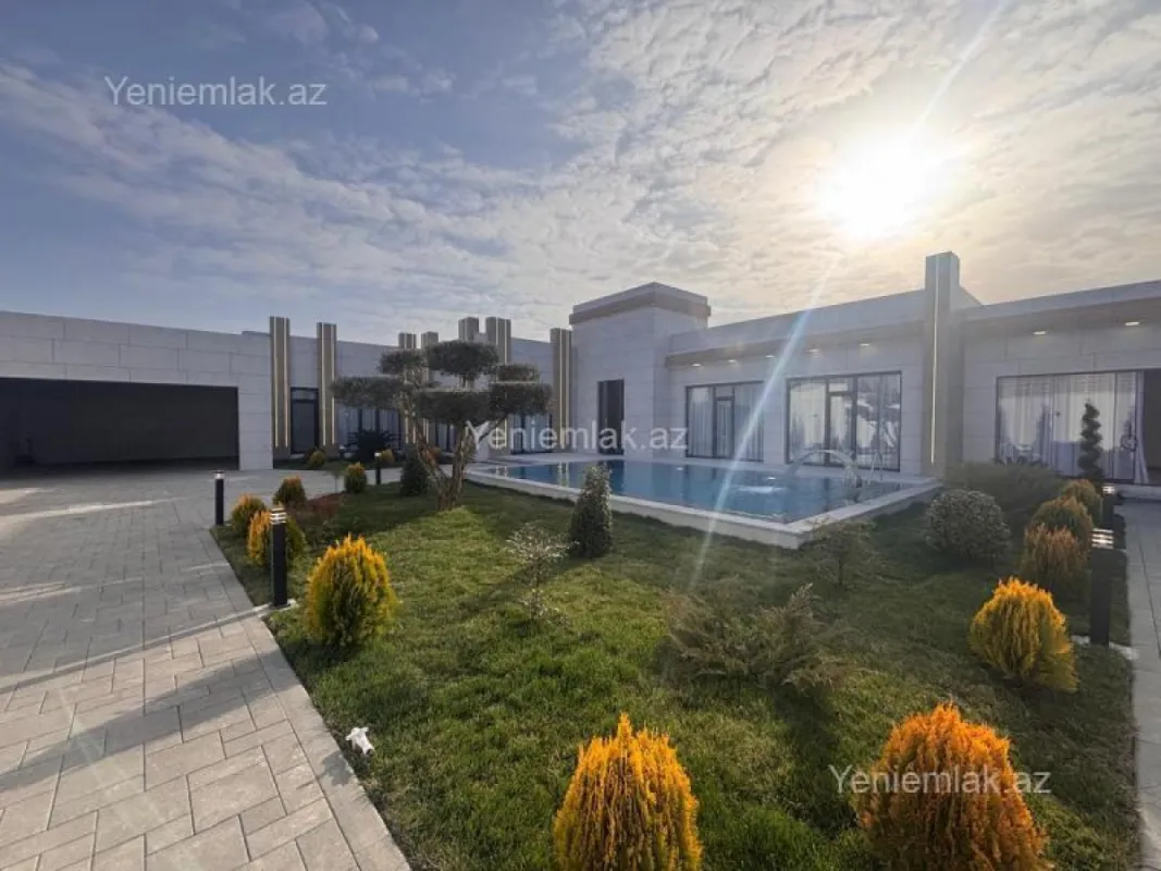 Satılır 5 otaqlı həyət evi 260 m²