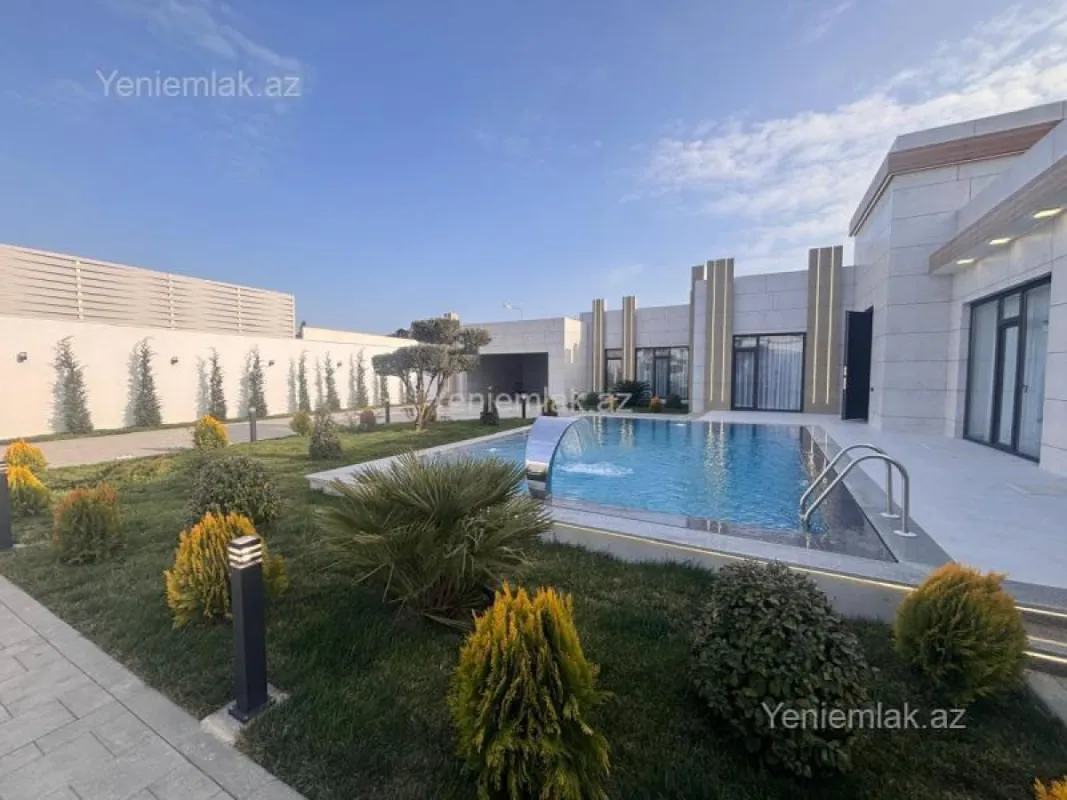 Satılır 5 otaqlı həyət evi 260 m²