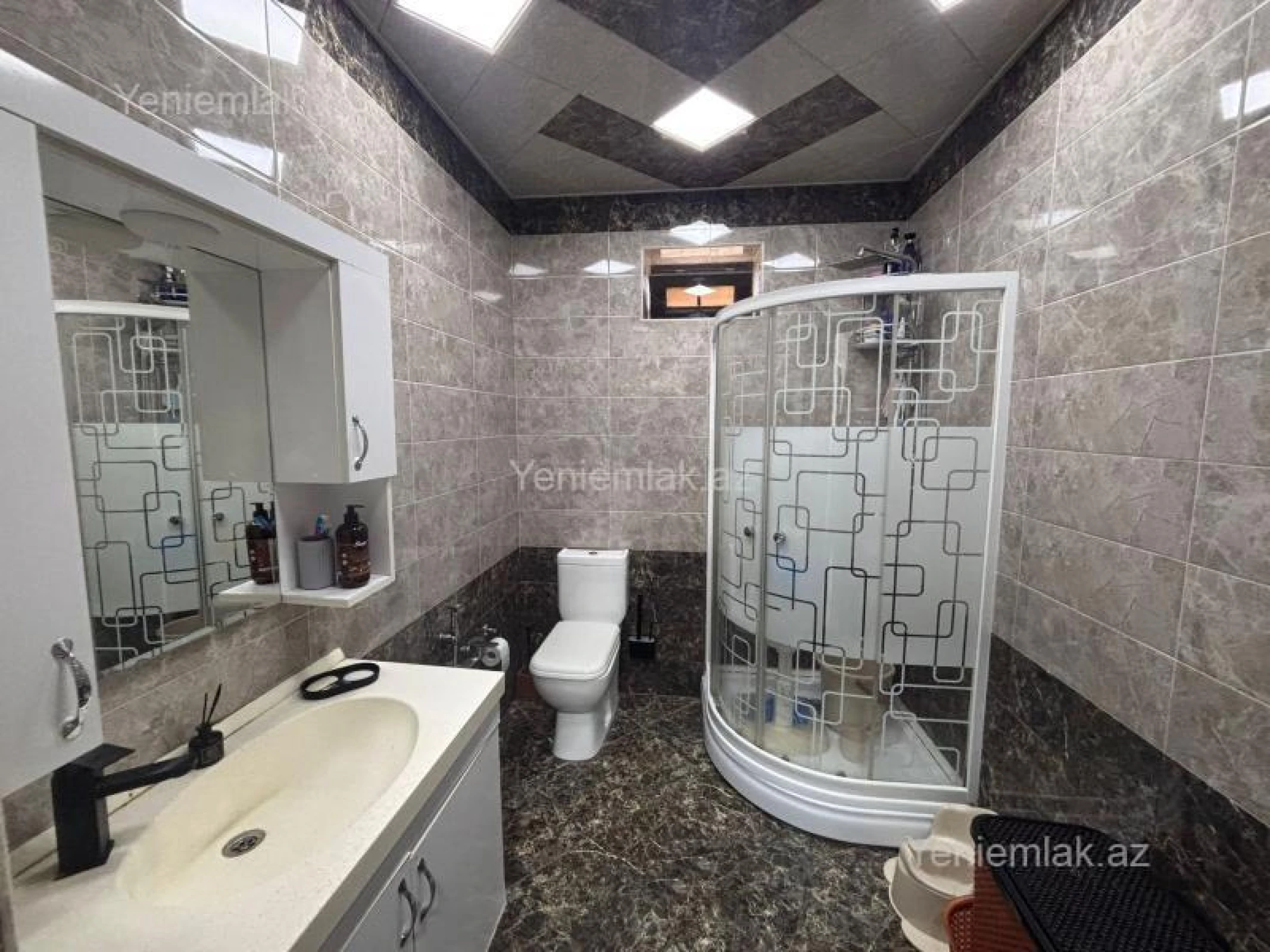 Satılır 3 otaqlı həyət evi 150 m²