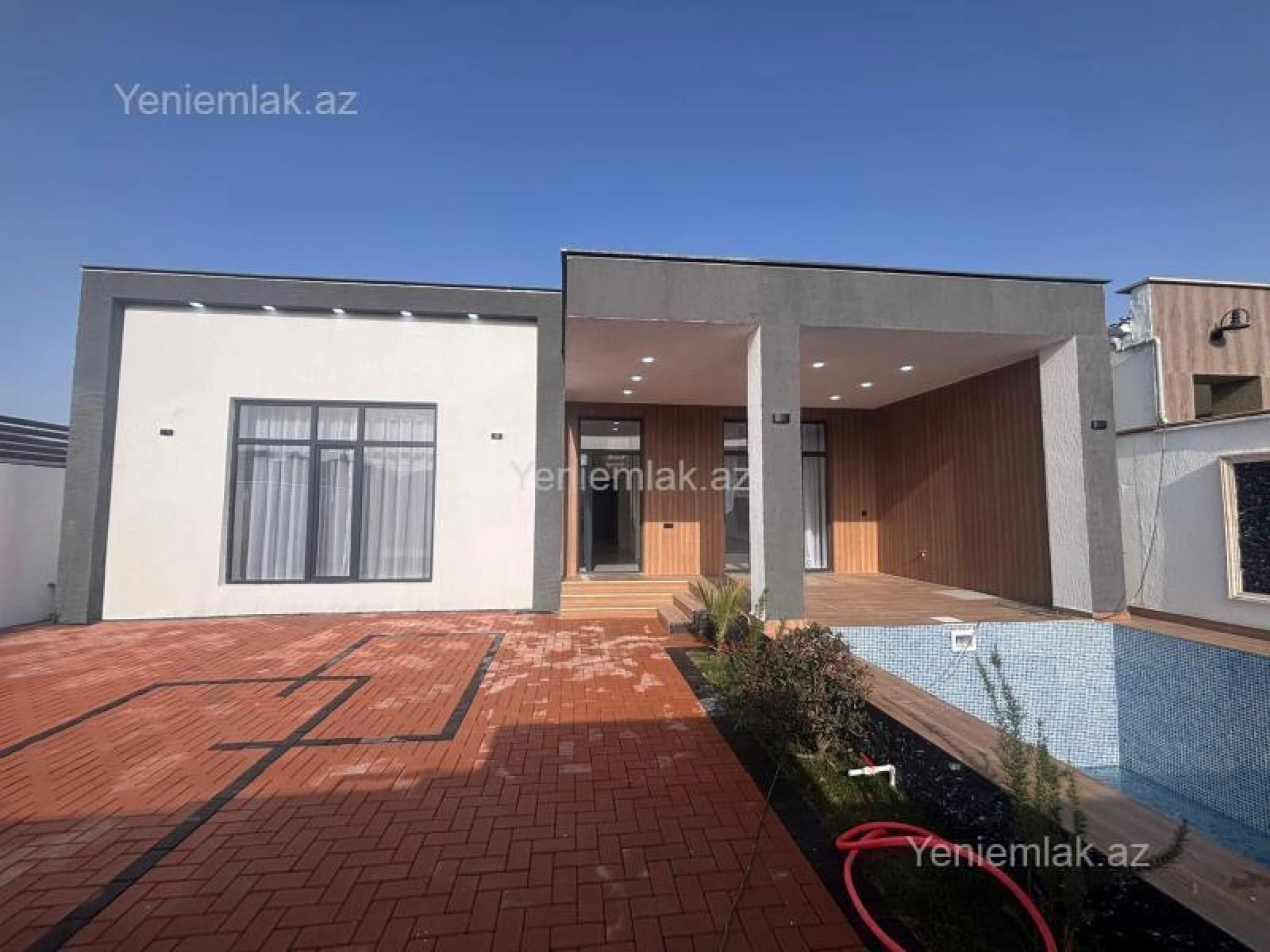 Satılır 4 otaqlı həyət evi 145 m²