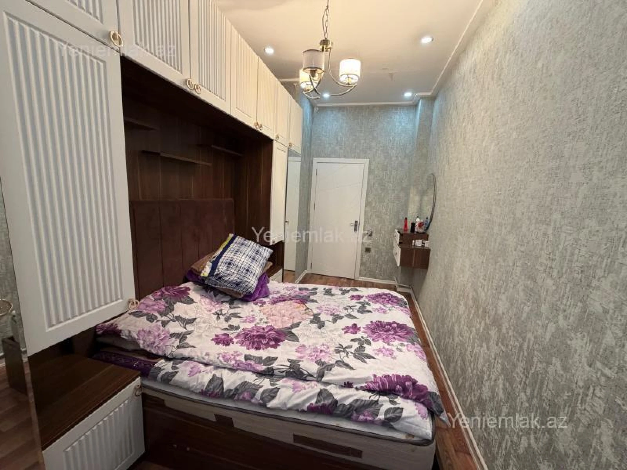 Satılır 2 otaqlı yeni tikili 63 m²
