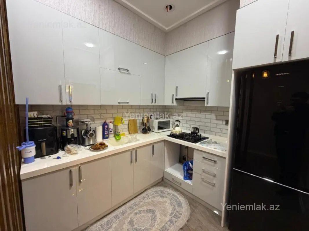 Satılır 2 otaqlı yeni tikili 63 m²