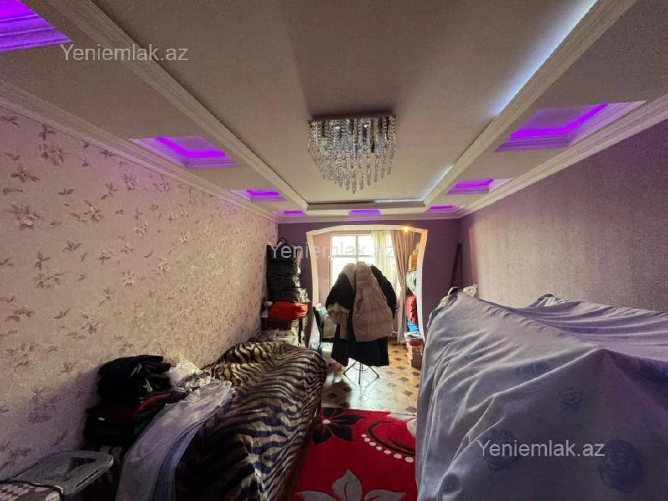 Satılır 4 otaqlı köhnə tikili 100 m²