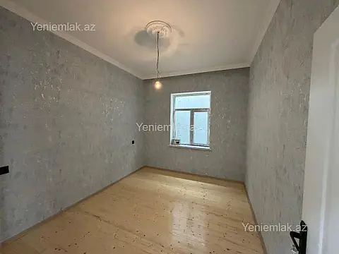 Satılır 4 otaqlı həyət evi 200 m²