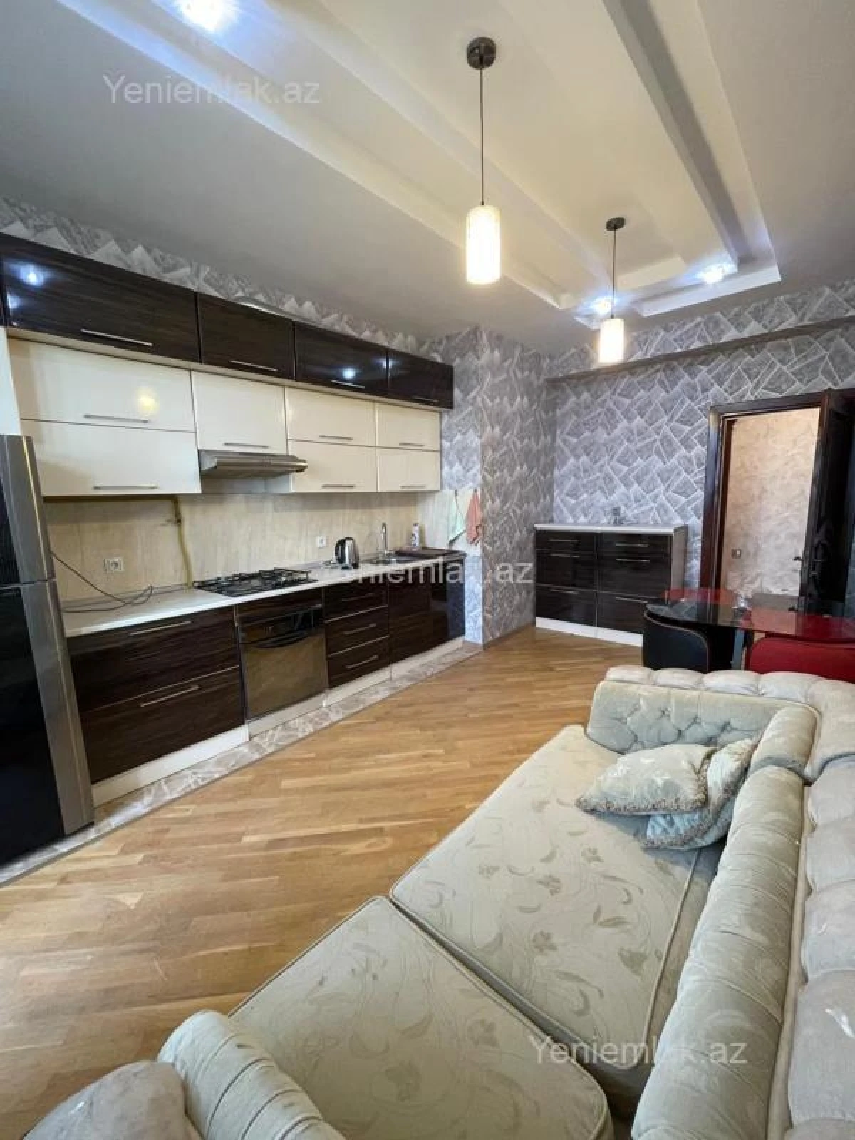 Satılır 3 otaqlı yeni tikili 150 m²