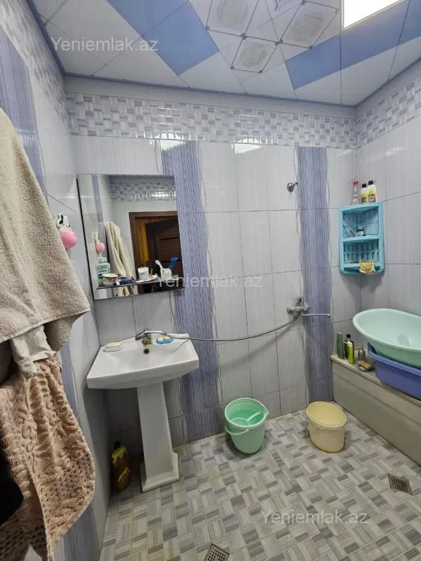 Satılır 2 otaqlı yeni tikili 100 m²