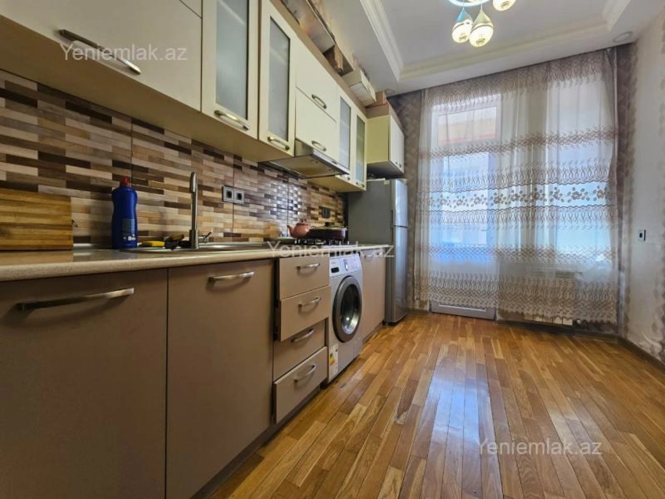 Satılır 2 otaqlı yeni tikili 100 m²