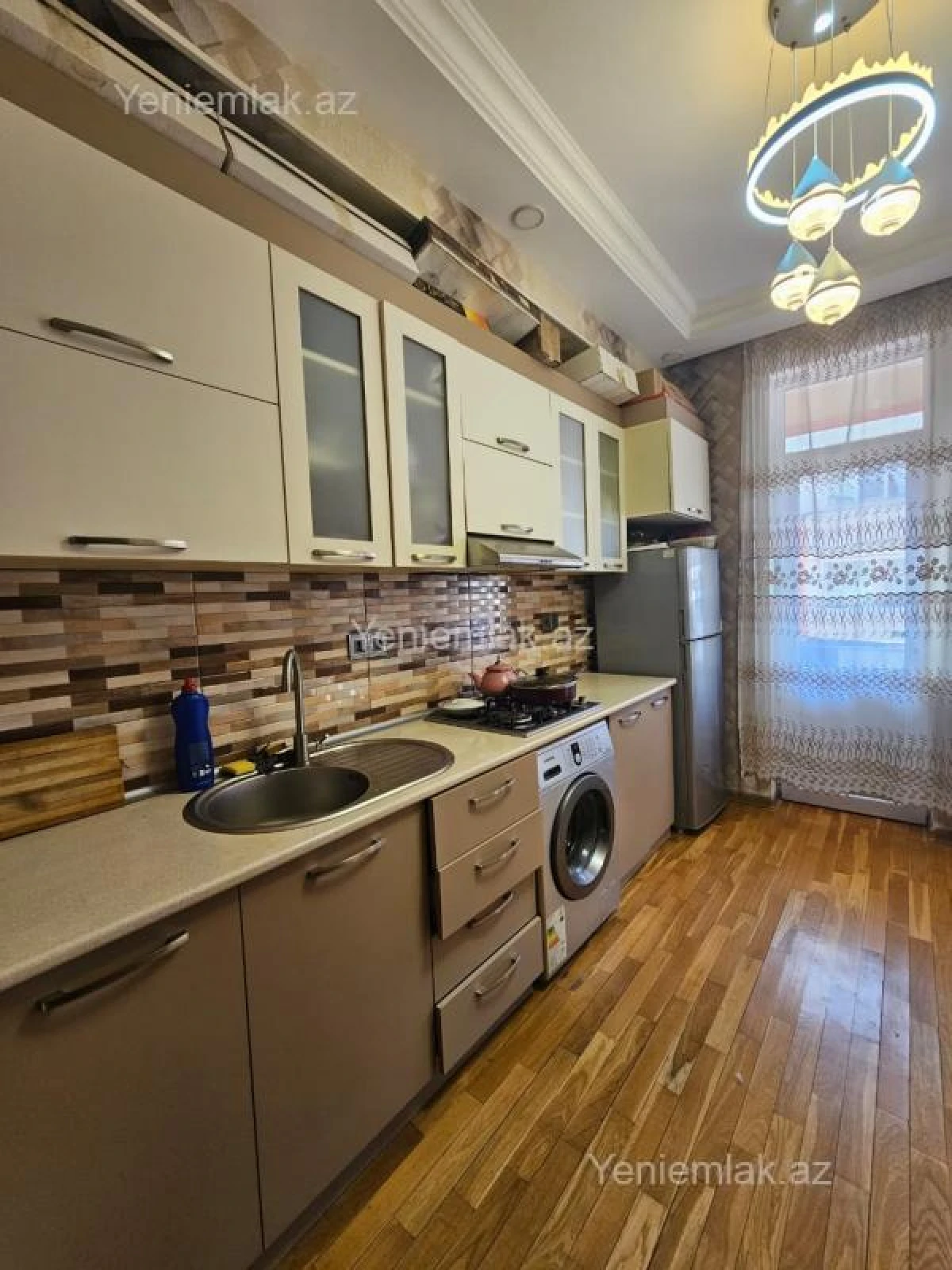 Satılır 2 otaqlı yeni tikili 100 m²