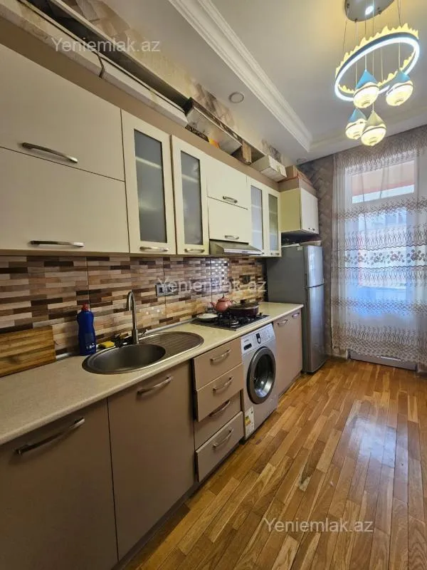 Satılır 2 otaqlı yeni tikili 100 m²