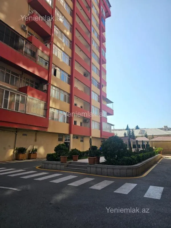 Satılır 2 otaqlı yeni tikili 100 m²