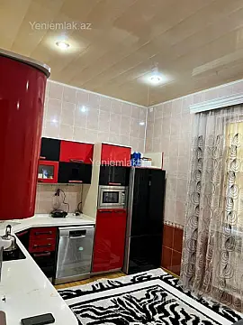 Satılır 9 otaqlı həyət evi 320 m²