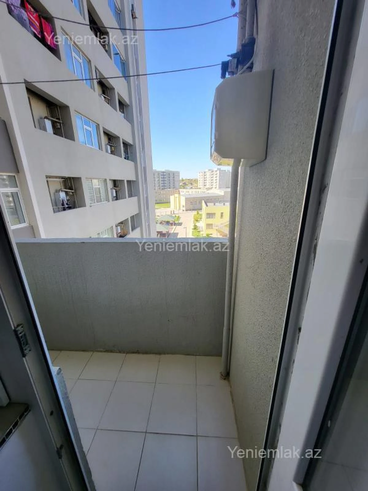 Satılır 2 otaqlı yeni tikili 65 m²