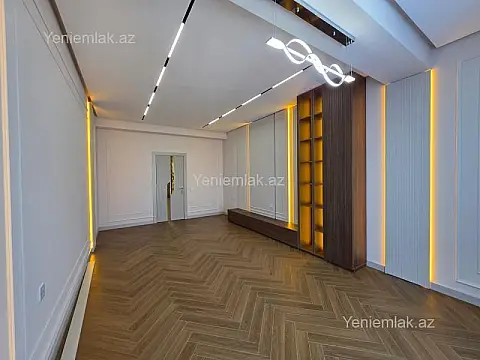 Satılır 3 otaqlı yeni tikili 120 m²