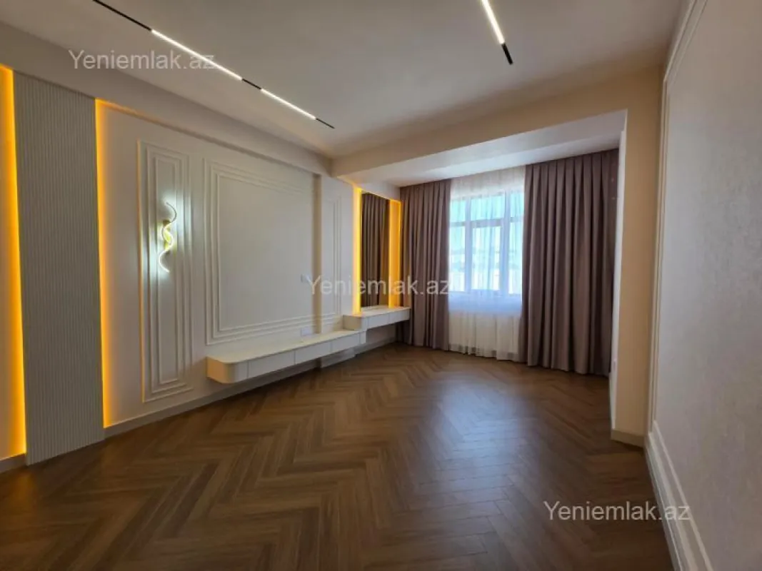 Satılır 3 otaqlı yeni tikili 120 m²