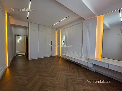 Satılır 3 otaqlı yeni tikili 120 m²