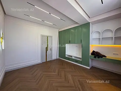 Satılır 3 otaqlı yeni tikili 120 m²