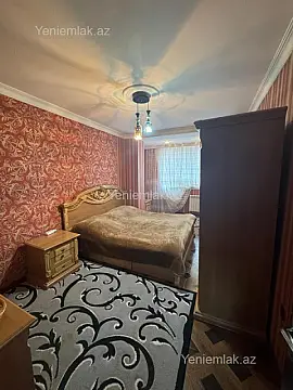 Satılır 4 otaqlı köhnə tikili 115 m²