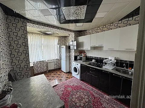 Satılır 4 otaqlı köhnə tikili 115 m²