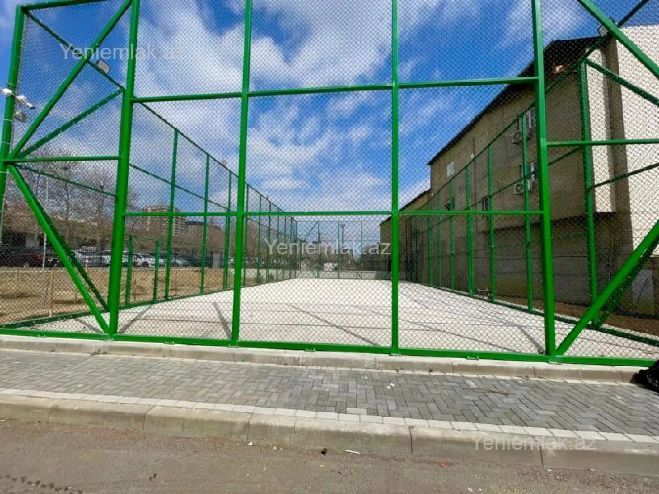 Satılır 2 otaqlı yeni tikili 85 m²