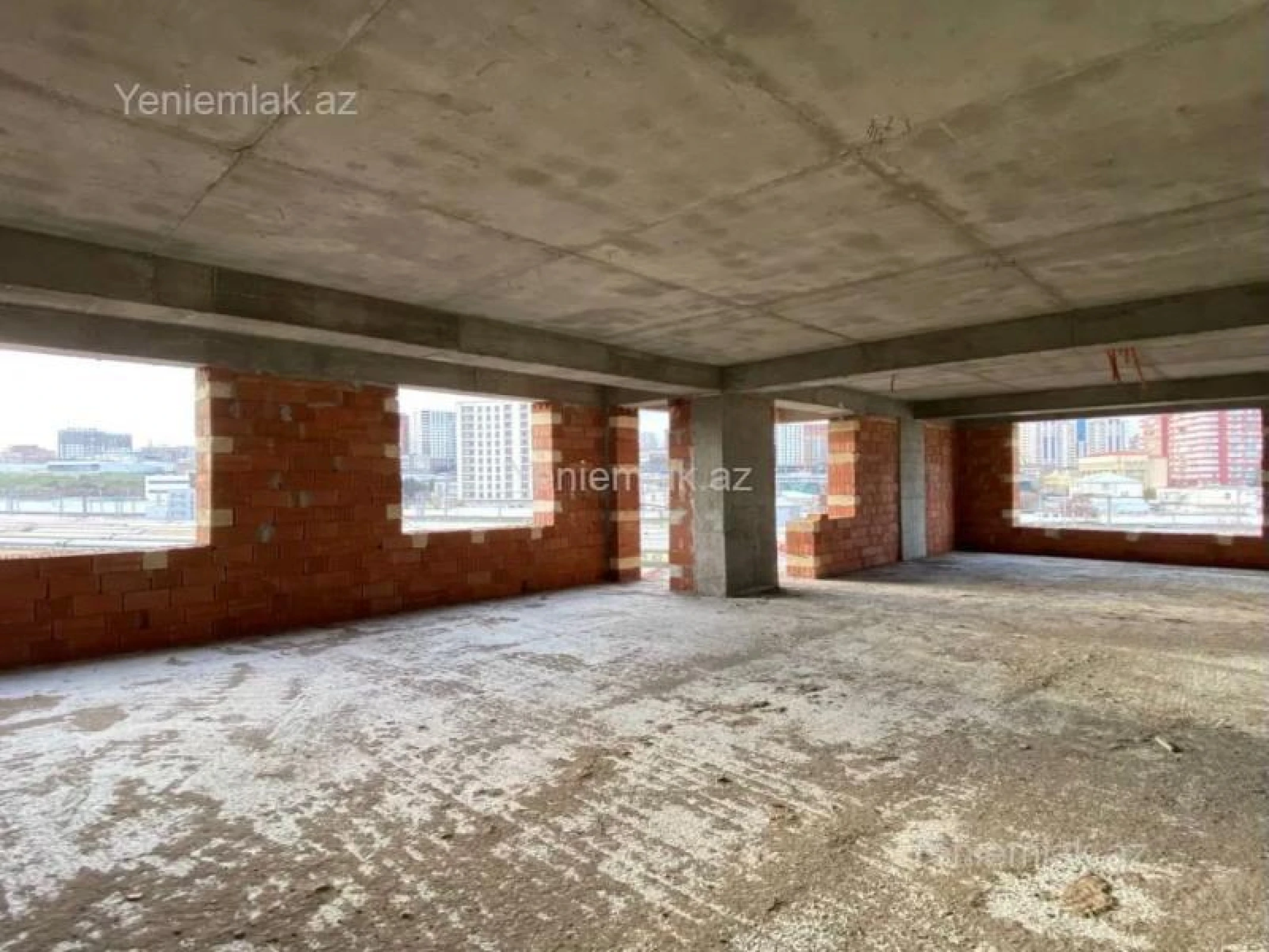 Satılır 2 otaqlı yeni tikili 85 m²