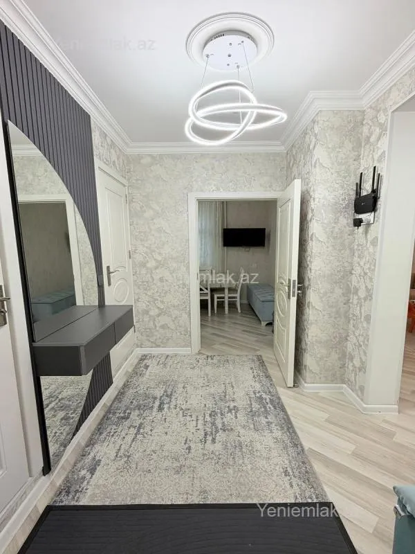 Satılır 3 otaqlı köhnə tikili 70 m²