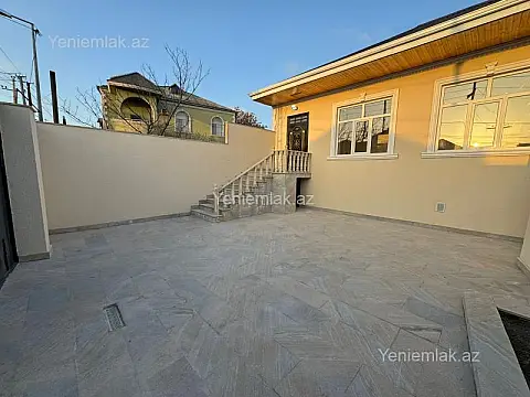 Satılır 4 otaqlı həyət evi 150 m²