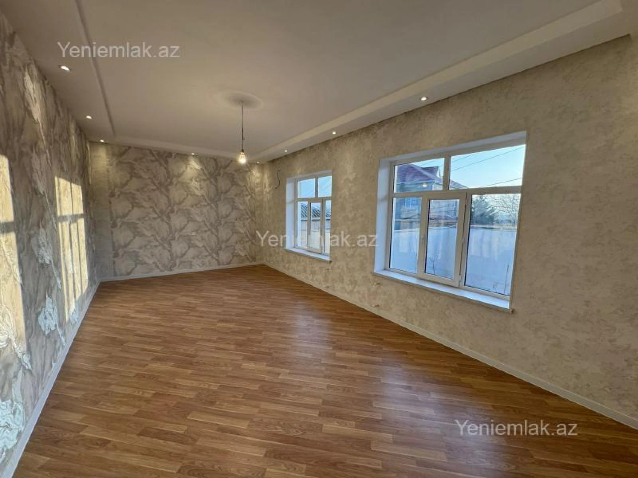 Satılır 4 otaqlı həyət evi 150 m²