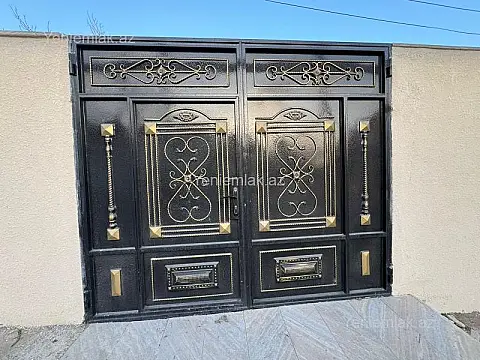 Satılır 4 otaqlı həyət evi 150 m²