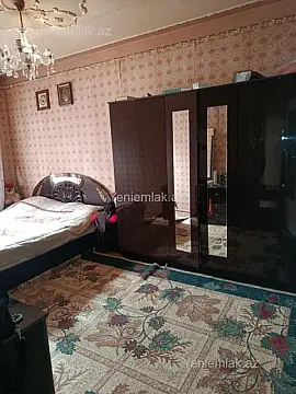 Satılır 4 otaqlı köhnə tikili 85 m²