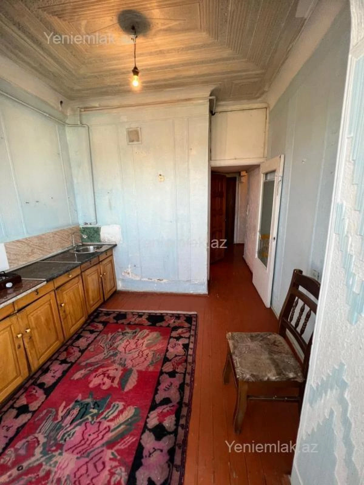 Satılır 2 otaqlı köhnə tikili 60 m²