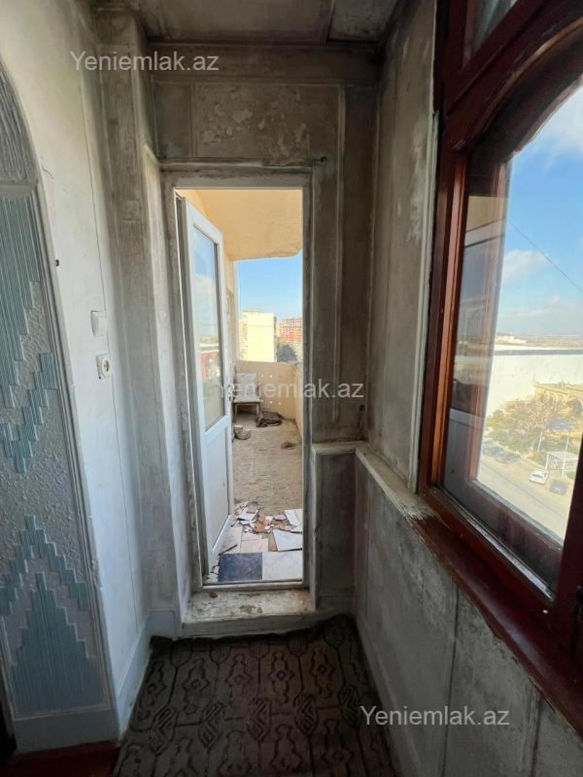 Satılır 2 otaqlı köhnə tikili 60 m²