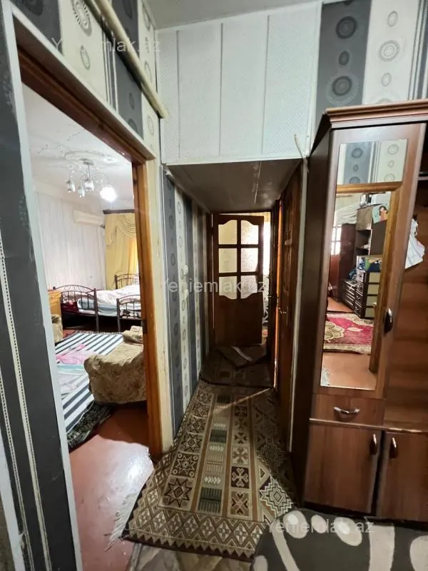Satılır 2 otaqlı köhnə tikili 60 m²