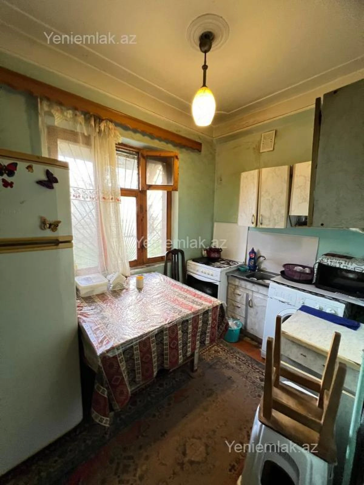 Satılır 2 otaqlı köhnə tikili 60 m²