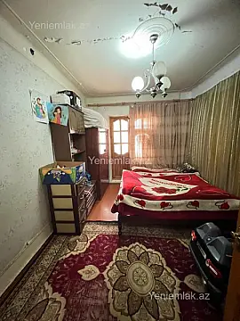Satılır 2 otaqlı köhnə tikili 60 m²