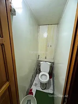 Satılır 2 otaqlı köhnə tikili 60 m²