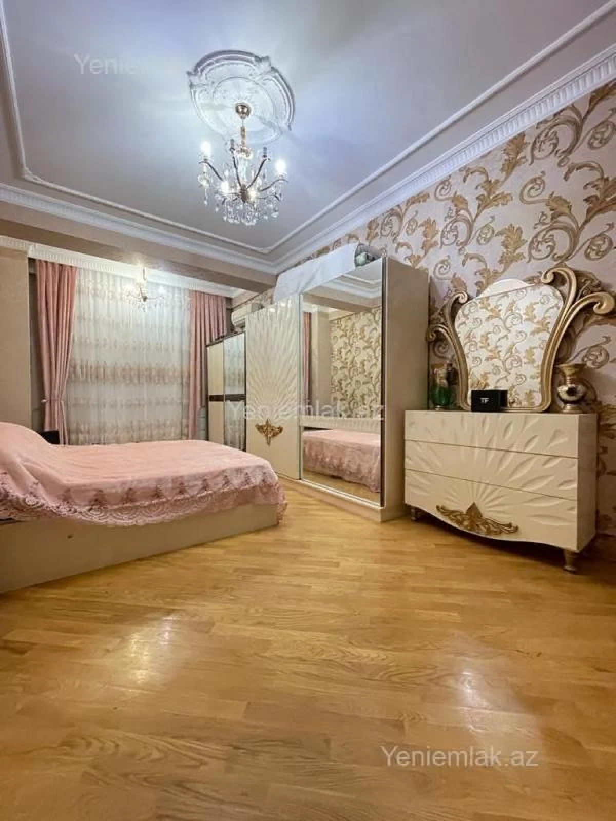 Satılır 2 otaqlı yeni tikili 120 m²