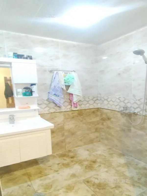 Satılır 2 otaqlı yeni tikili 97 m²