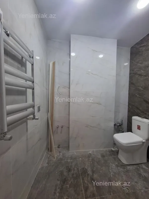 Satılır 2 otaqlı yeni tikili 63.6 m²