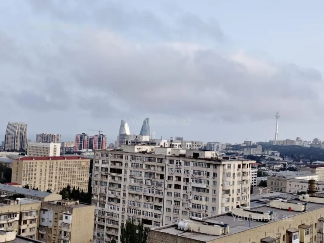 Satılır 3 otaqlı yeni tikili 155 m²