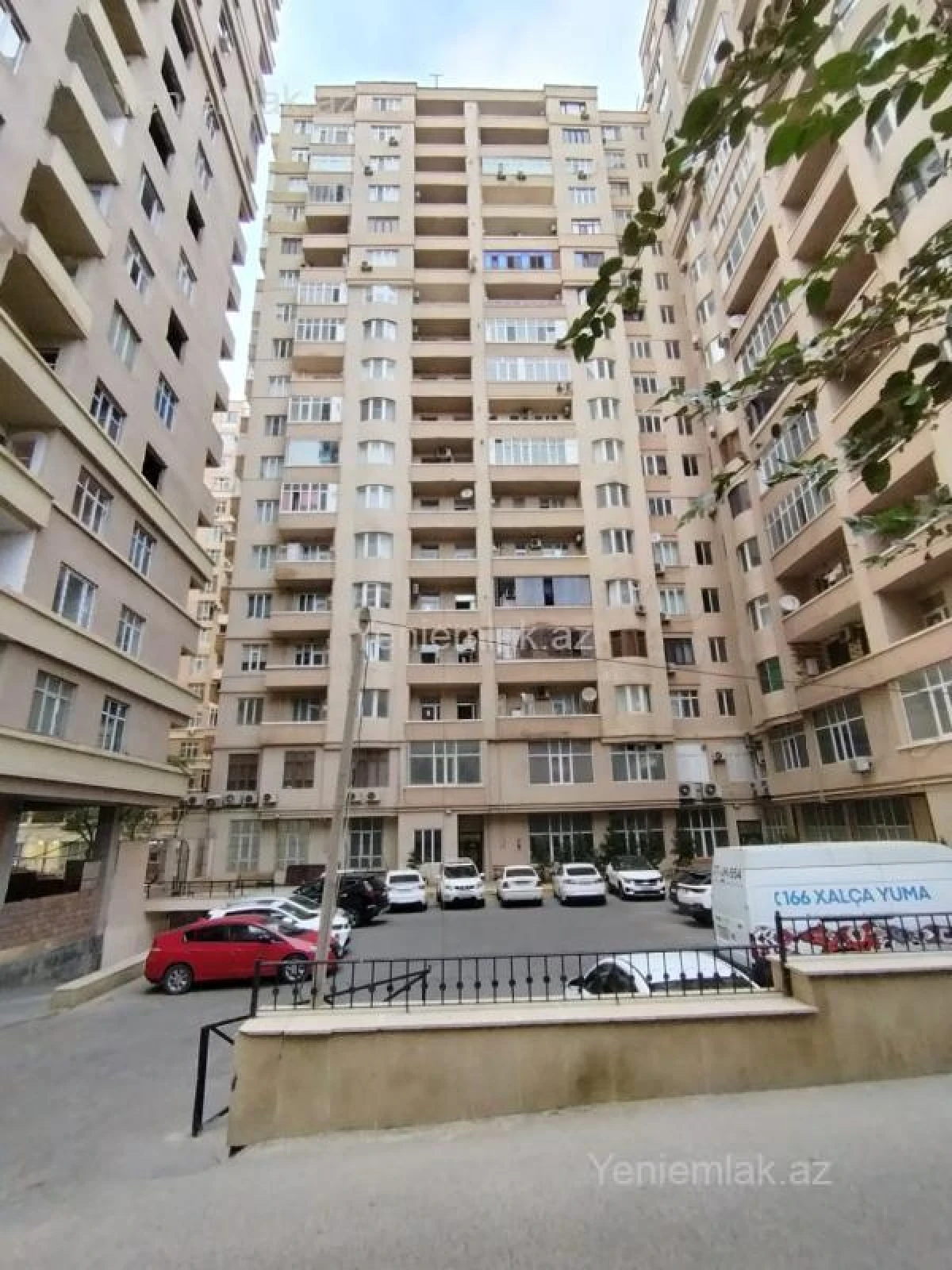 Satılır 3 otaqlı yeni tikili 155 m²