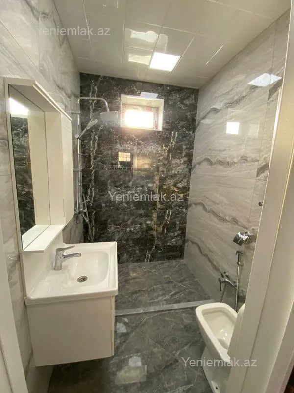 Satılır 3 otaqlı həyət evi 100 m²